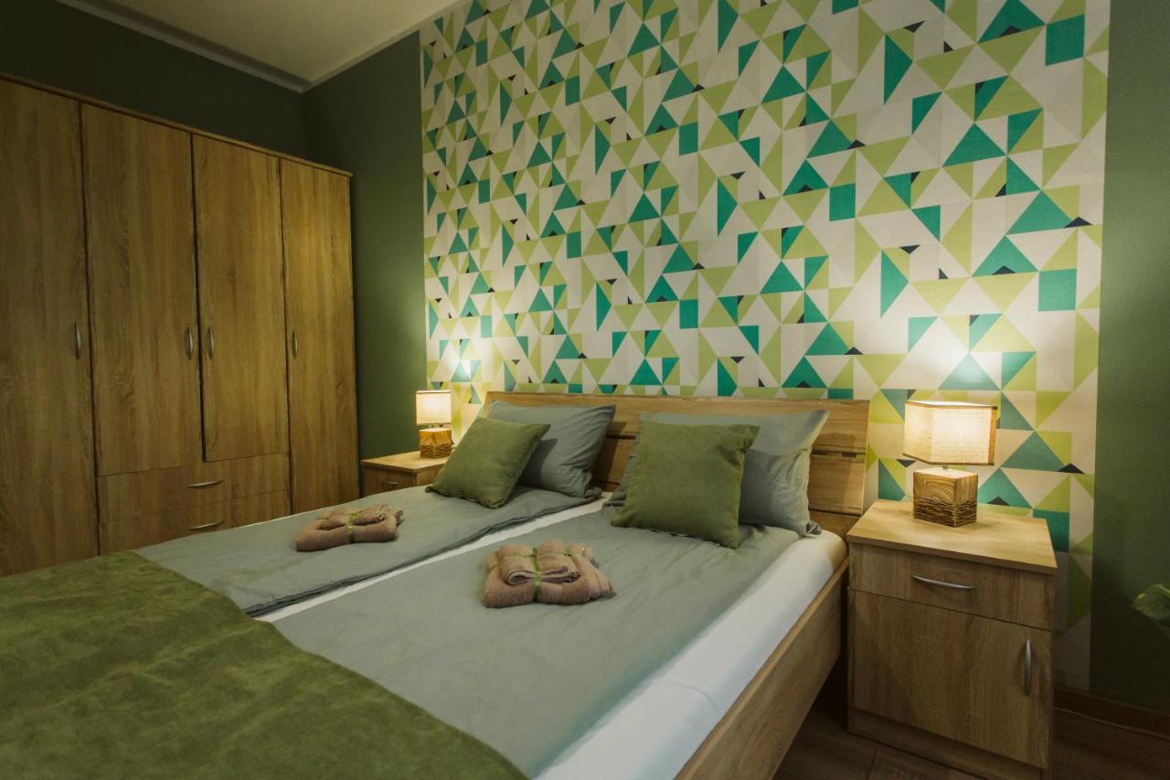Vively Lux Apartment 수보티차 외부 사진